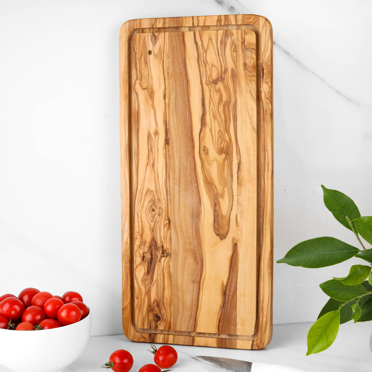 Rectangular Olive Wood Cutting Board with Juice Groove: ✔️ 30 × 13 cm (11.8" × 5.1")