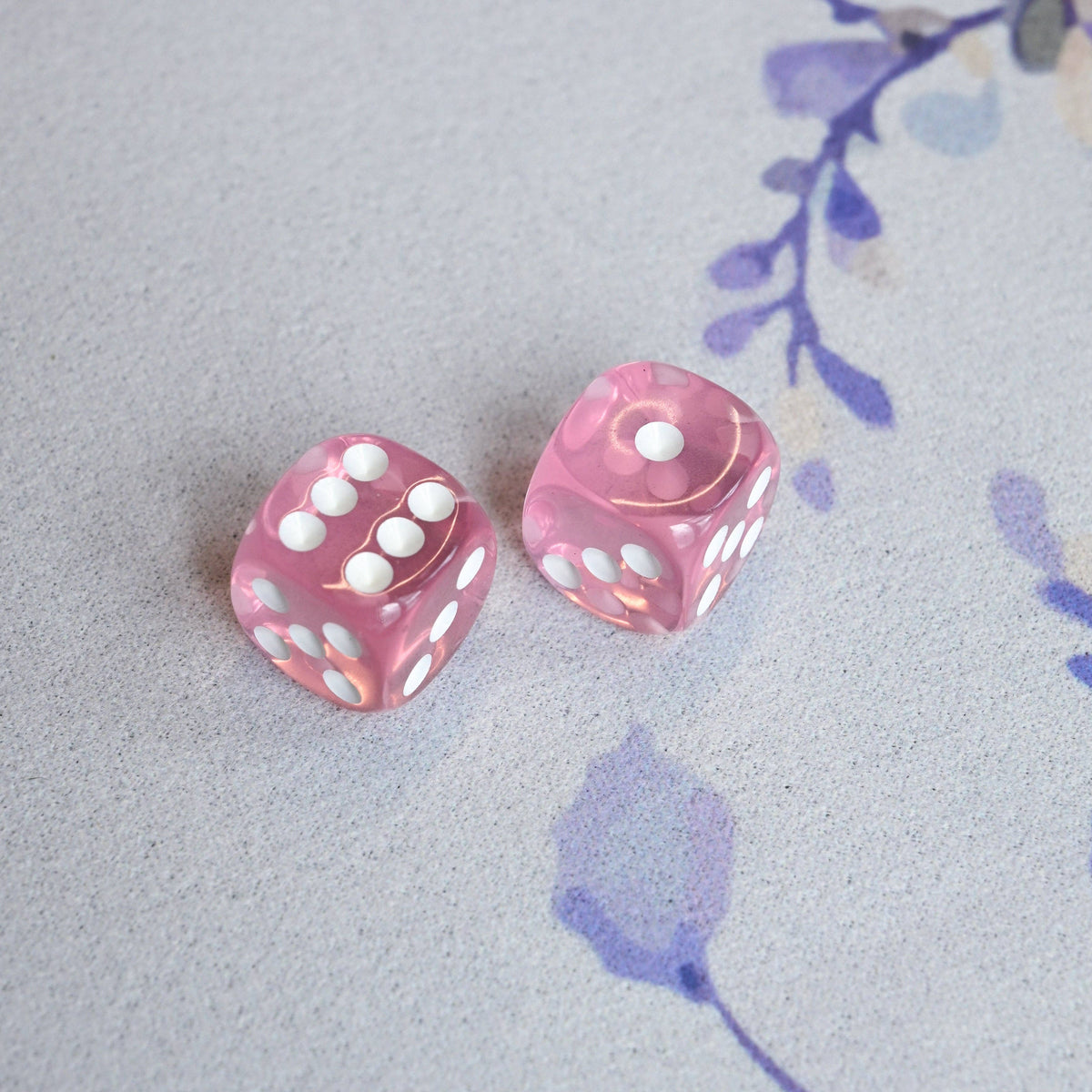 Mahjong Dice (Pair of 2): Pearl & Gold