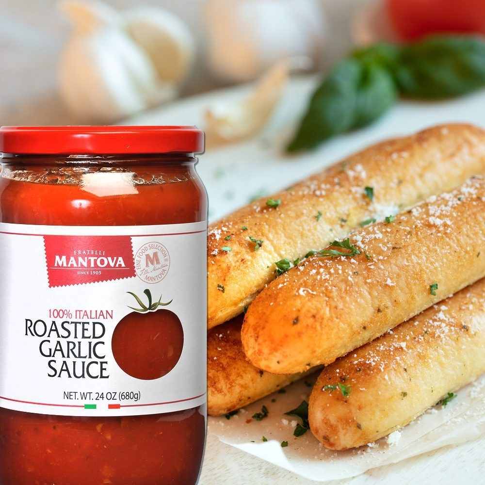 Mantova Roasted Garlic Tomato Sauce, 24 oz.