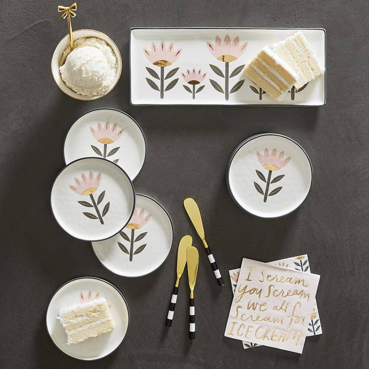 Striped Spreaders - Set of 3: Material
