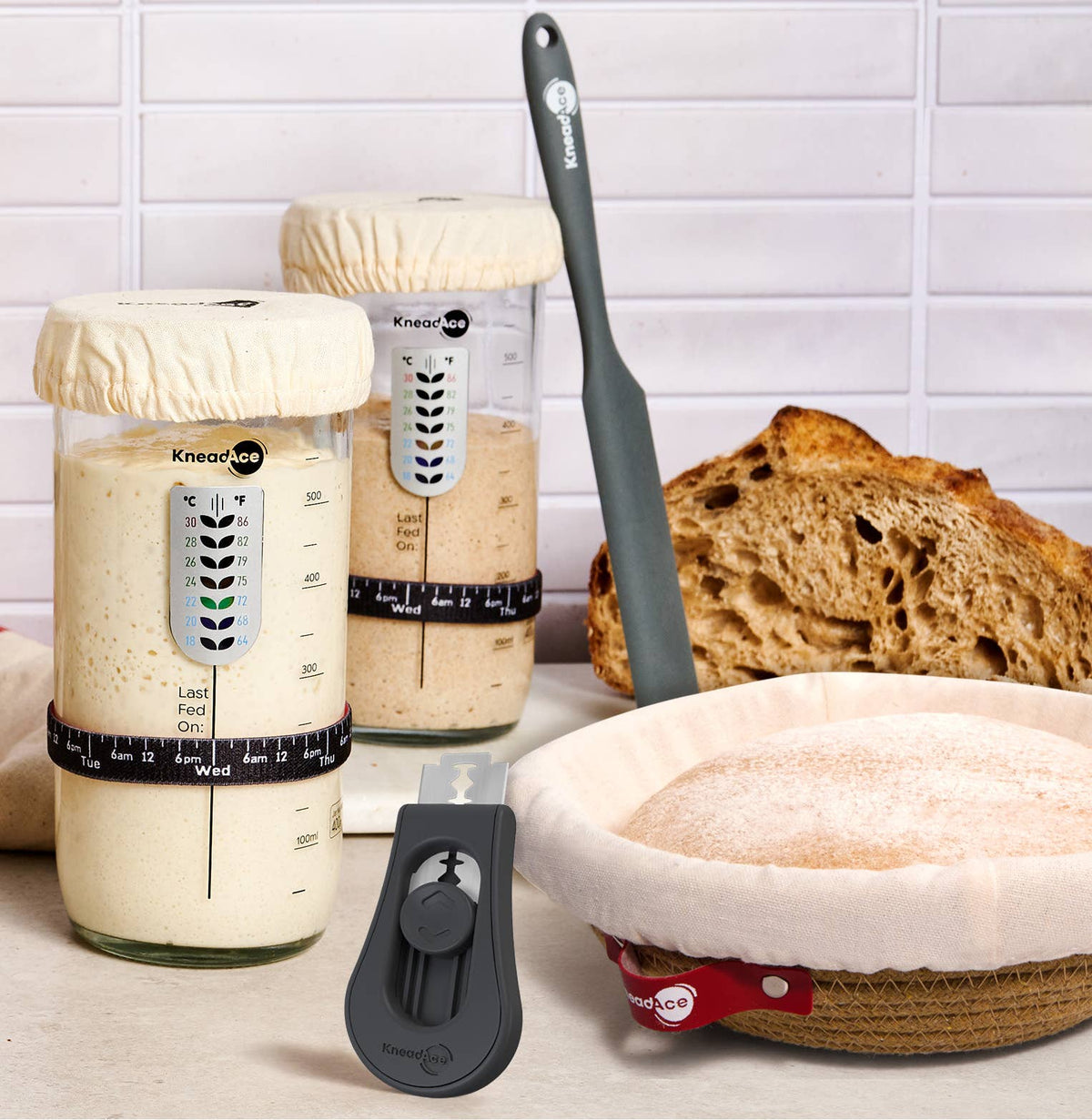 Sourdough Kit: 24oz Jar, 2 x Round Bannetons, Bread Lame