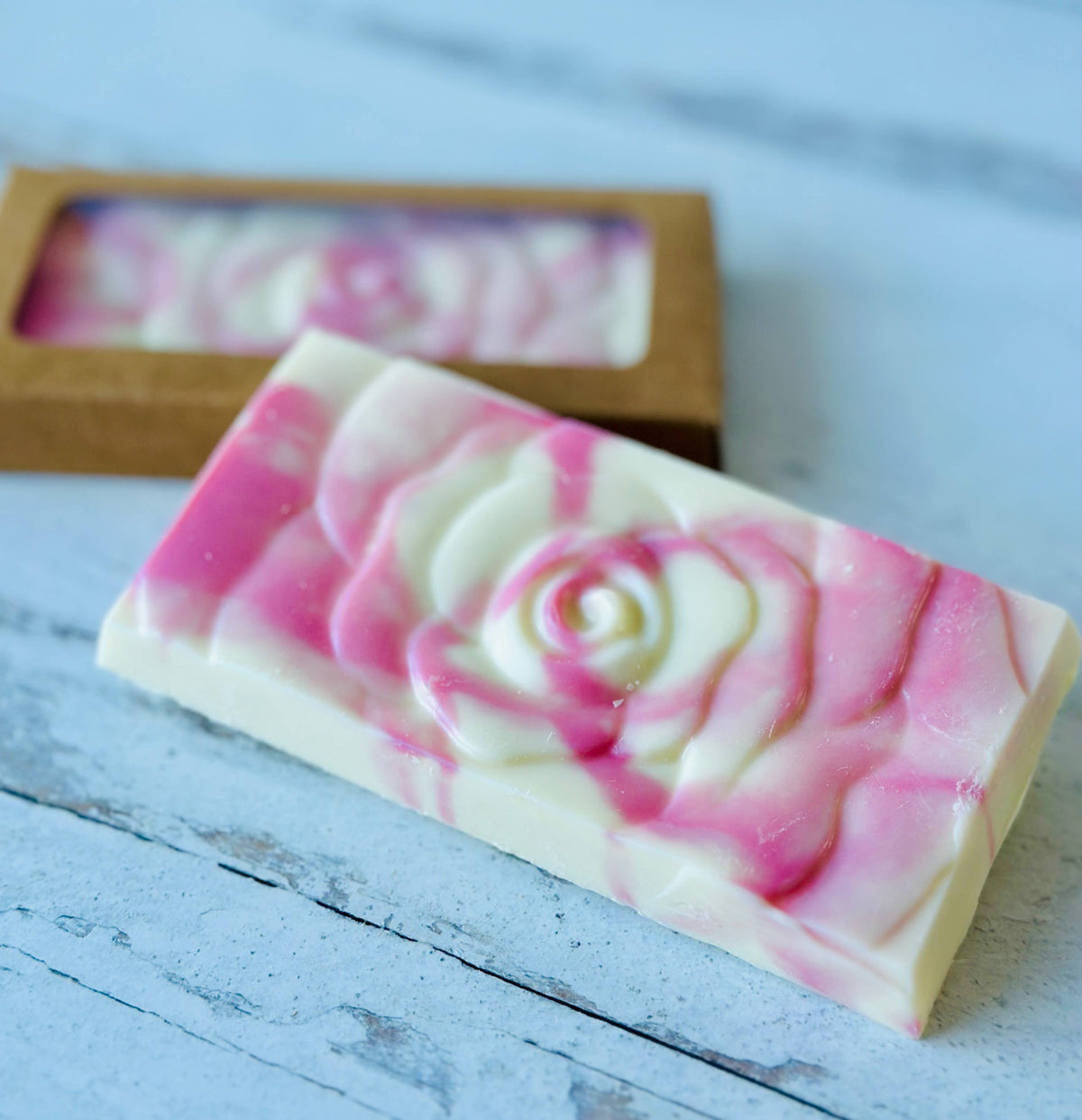 Hairy Candy Bars (Medium Bar 100G): White Chocolate with Pink Cotton Candy