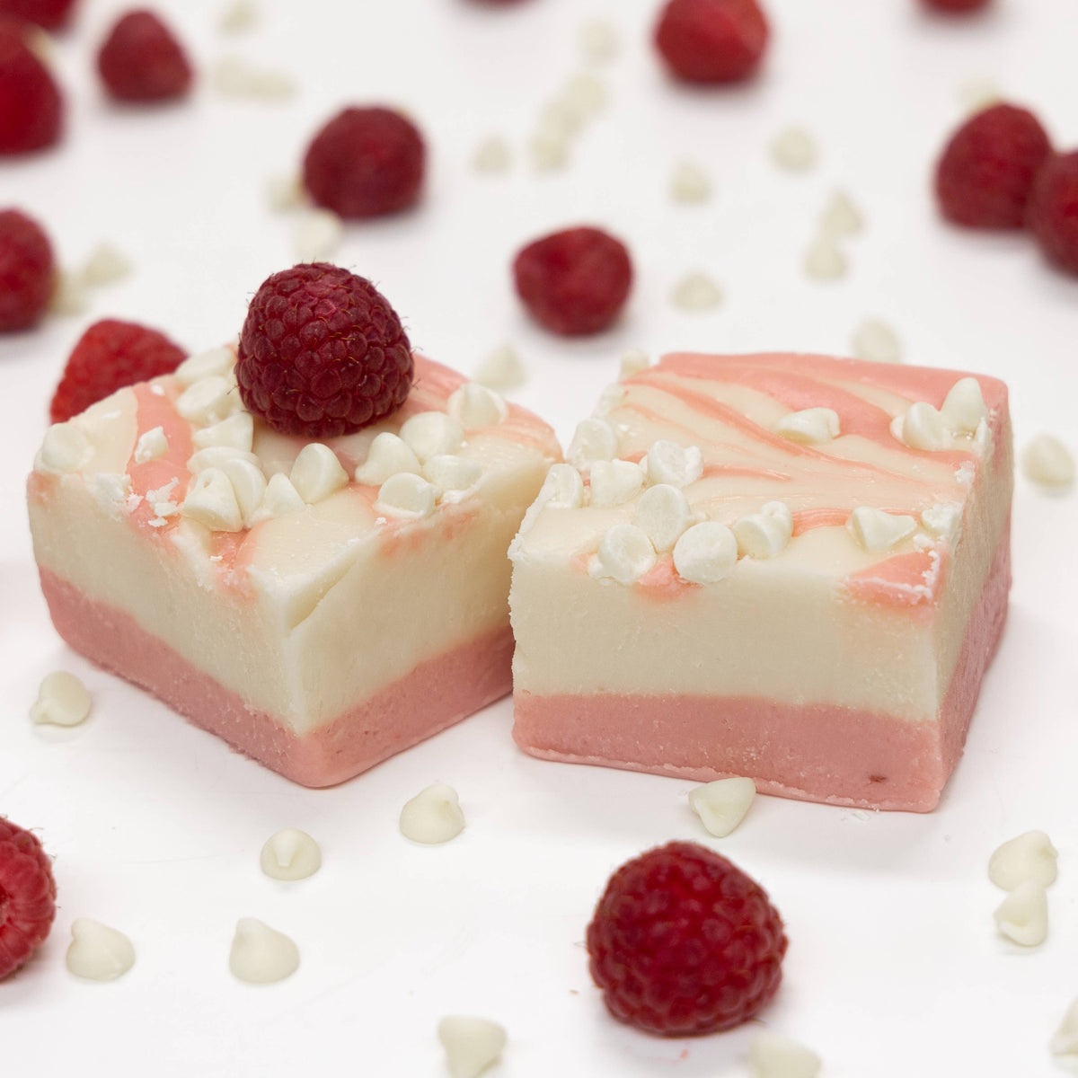 White Chocolate Raspberry Truffle 1/2 lb. Fudge Bar